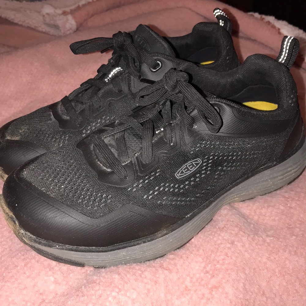 Womens Keen utility shoe